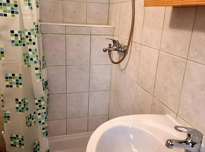 Апартаменти Petra