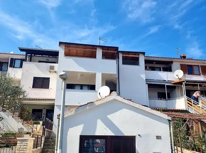 Апартаменти Petra Пула